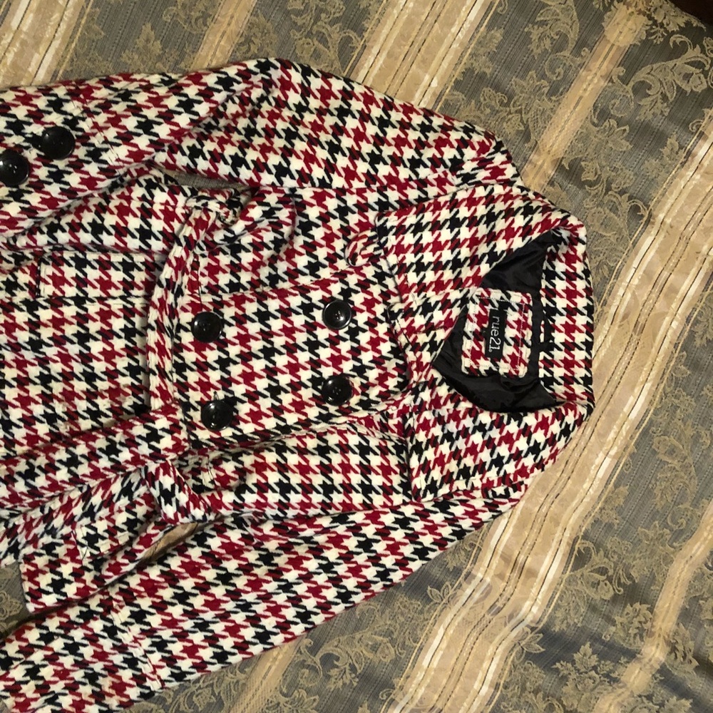Excellent condition,  worn once - Picture 6 of 6